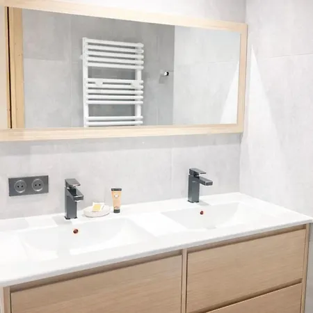 Apartamento Renovated Center With Terrace Aix-les-Bains